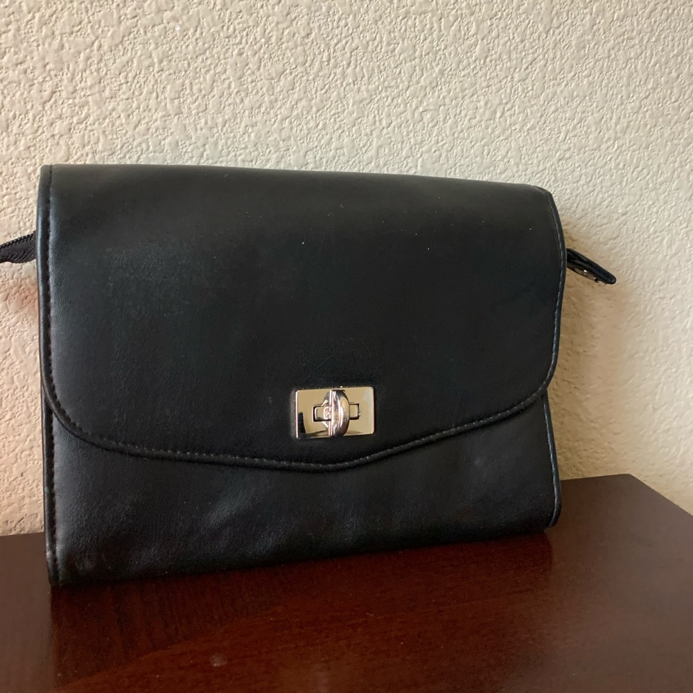 Black Clutch